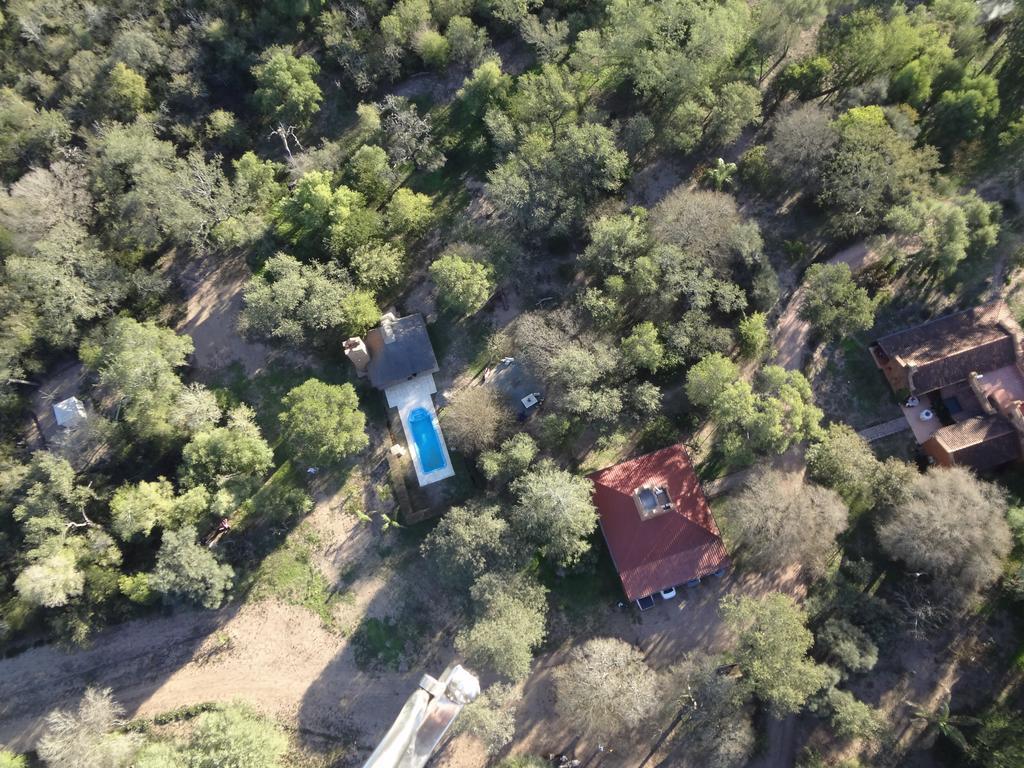 Las Curiosas Hotel Avia Terai Екстериор снимка