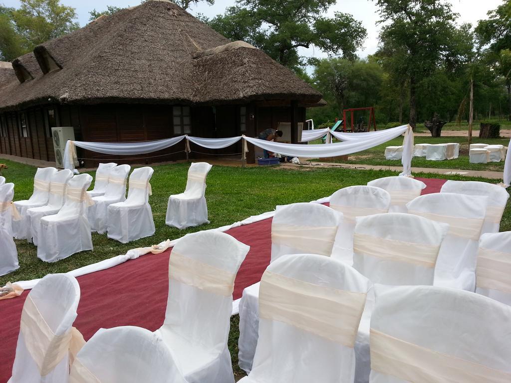 Las Curiosas Hotel Avia Terai Екстериор снимка